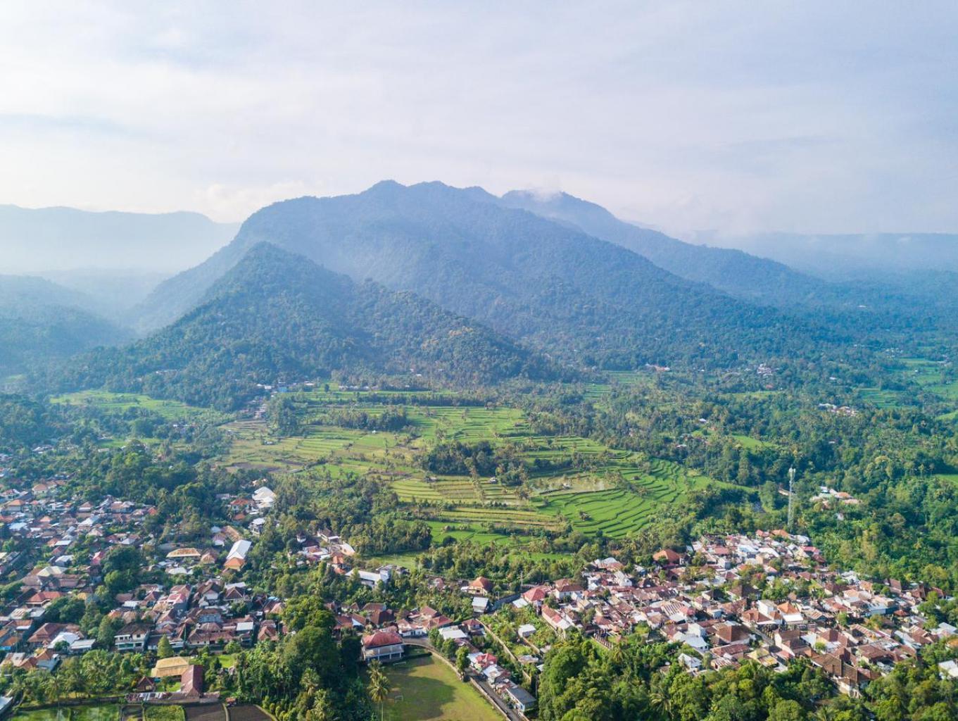 Pemandangan Desa Abail 1